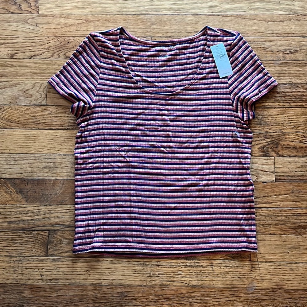 American eagle women’s stripe top